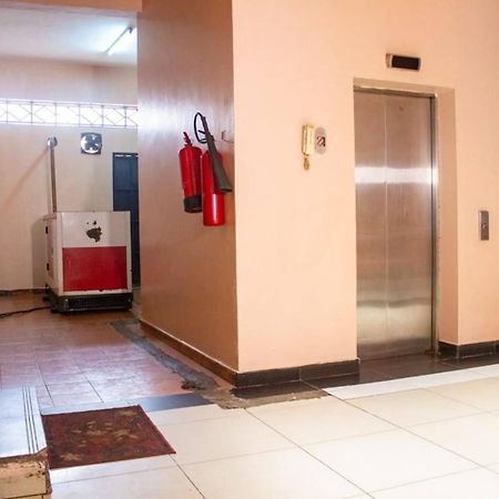 Deka Hotel Ngara Equity Nairobi Bagian luar foto