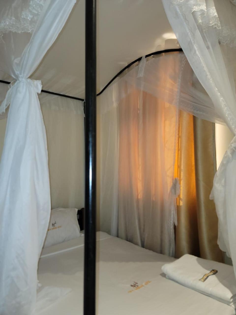 Deka Hotel Ngara Equity Nairobi Bagian luar foto