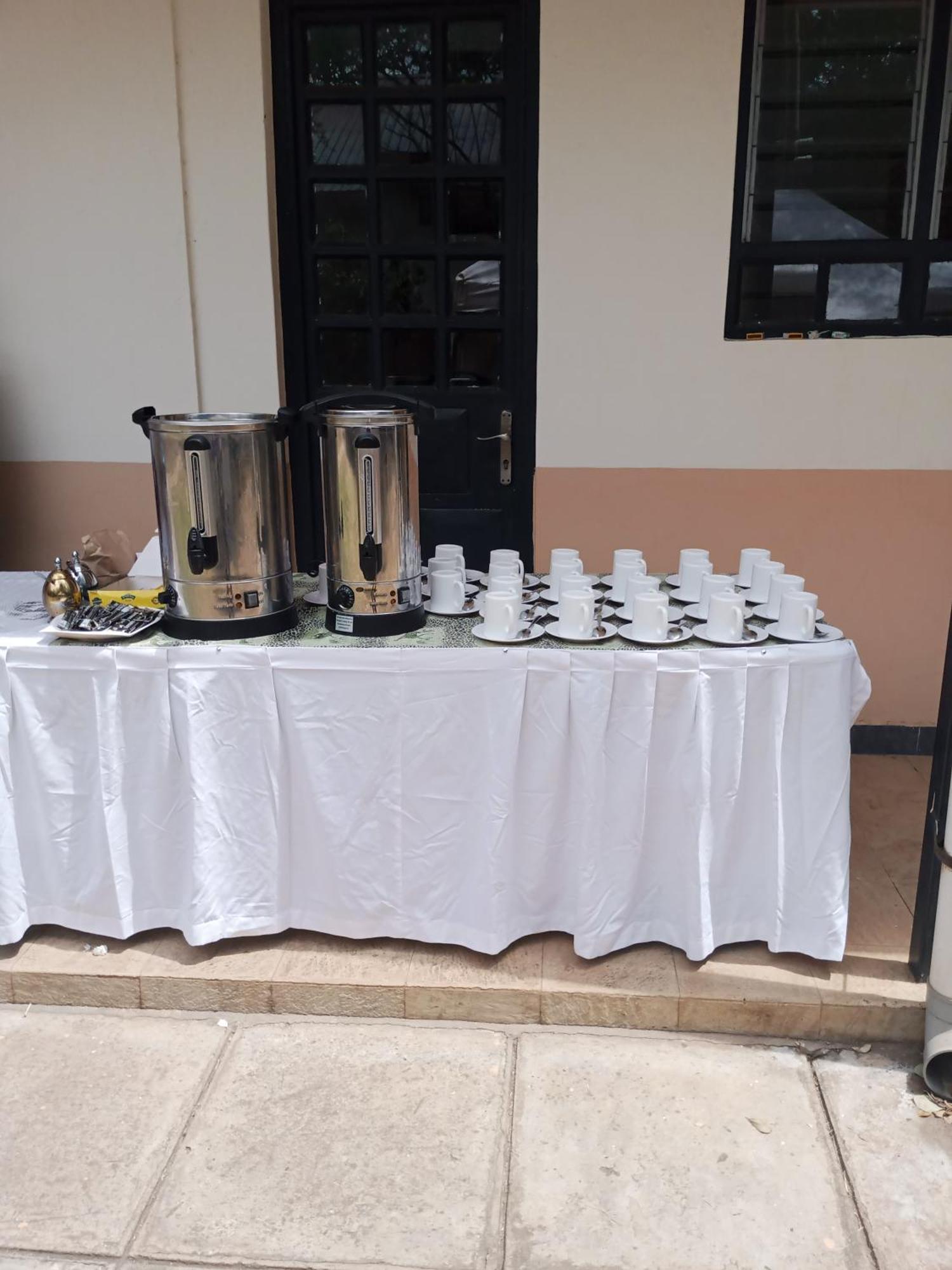 Deka Hotel Ngara Equity Nairobi Bagian luar foto