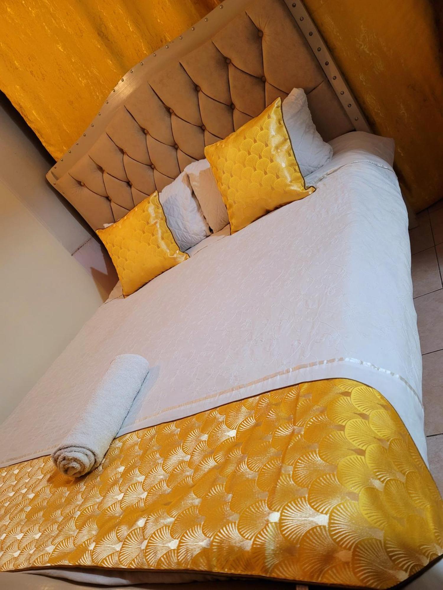 Deka Hotel Ngara Equity Nairobi Bagian luar foto