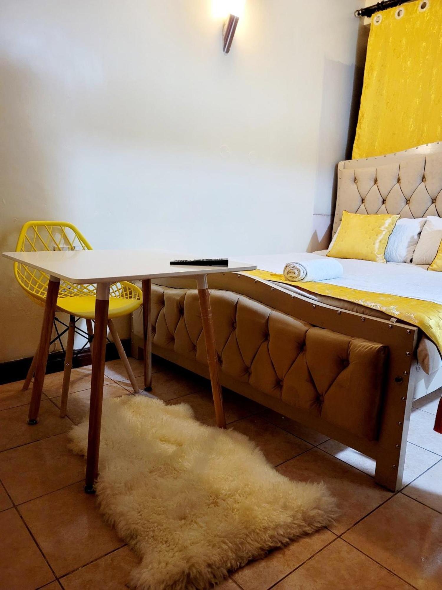 Deka Hotel Ngara Equity Nairobi Bagian luar foto