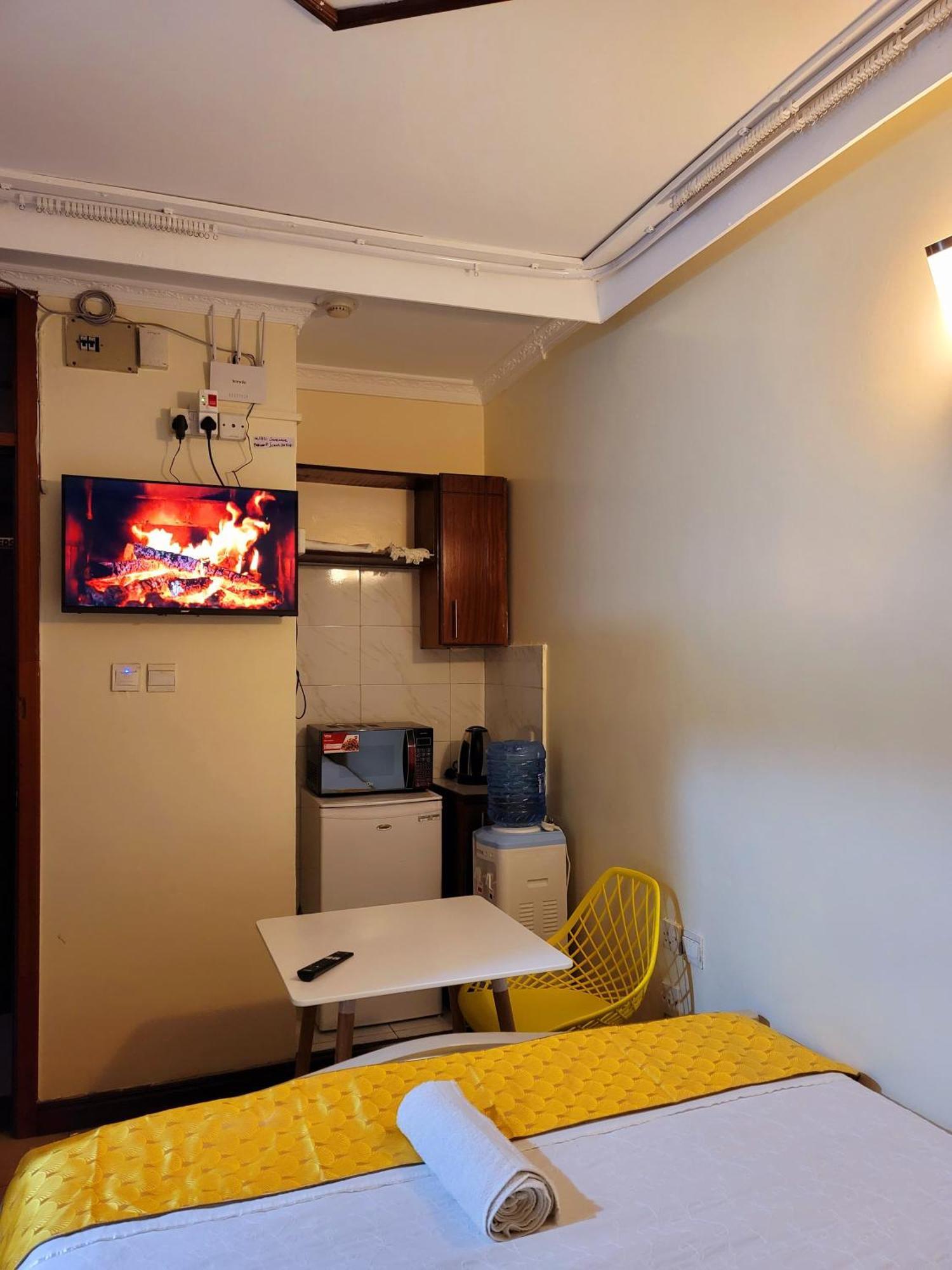 Deka Hotel Ngara Equity Nairobi Bagian luar foto