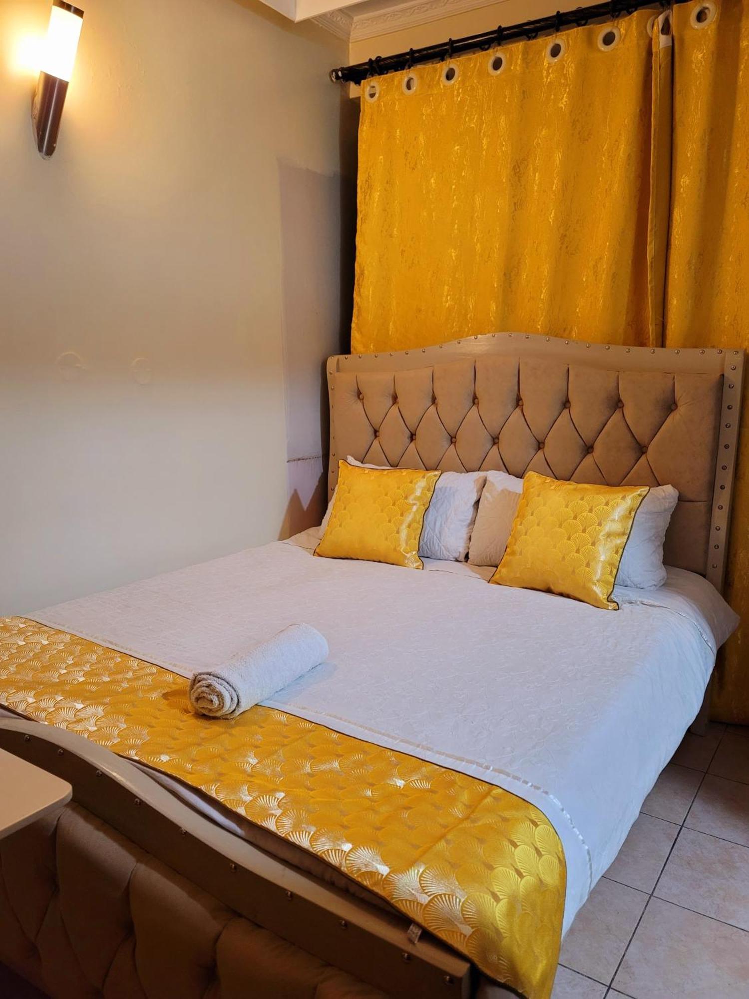 Deka Hotel Ngara Equity Nairobi Bagian luar foto
