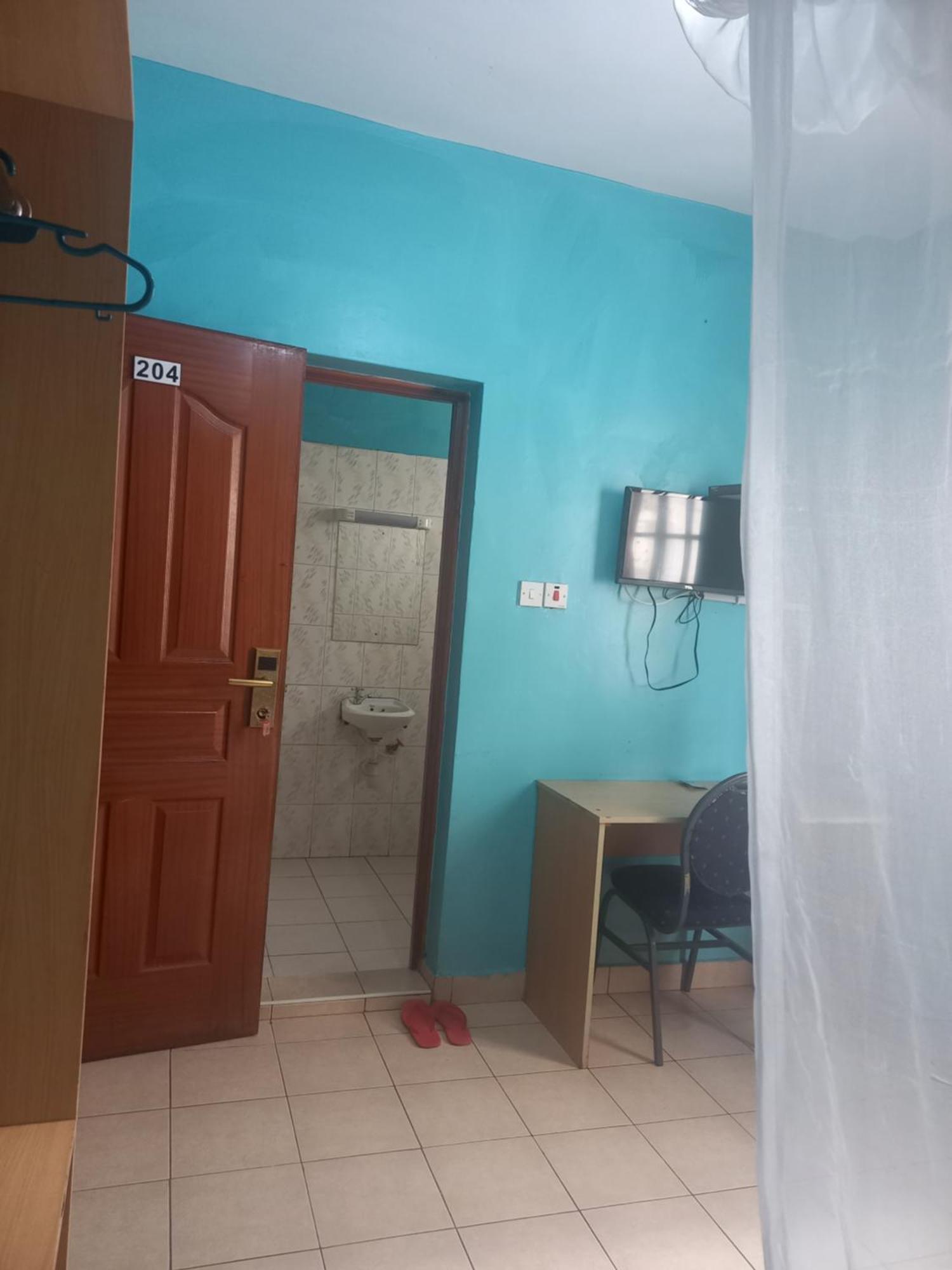 Deka Hotel Ngara Equity Nairobi Bagian luar foto