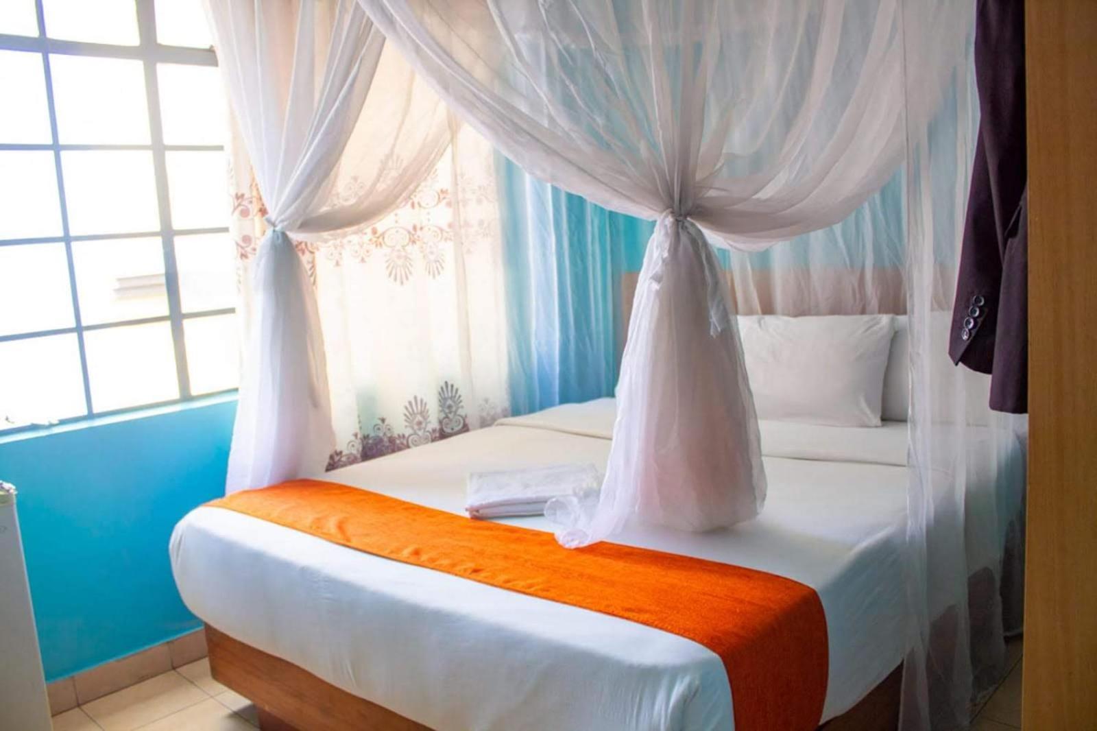 Deka Hotel Ngara Equity Nairobi Bagian luar foto